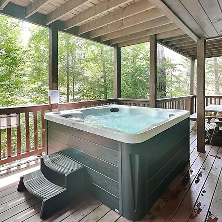 Above The Clouds, 4 Bedrooms, Pool Access, Private, Gaming, Sleeps 16 Гатлінбург Екстер'єр фото