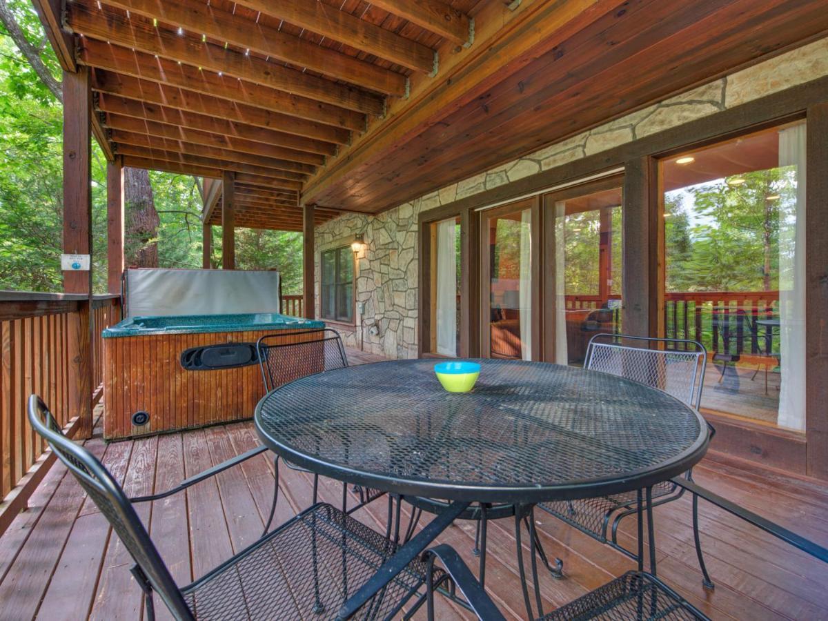 Above The Clouds, 4 Bedrooms, Pool Access, Private, Gaming, Sleeps 16 Гатлінбург Екстер'єр фото