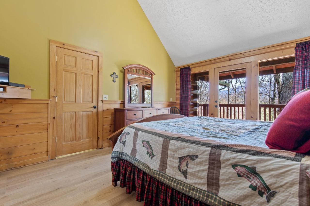 Above The Clouds, 4 Bedrooms, Pool Access, Private, Gaming, Sleeps 16 Гатлінбург Екстер'єр фото