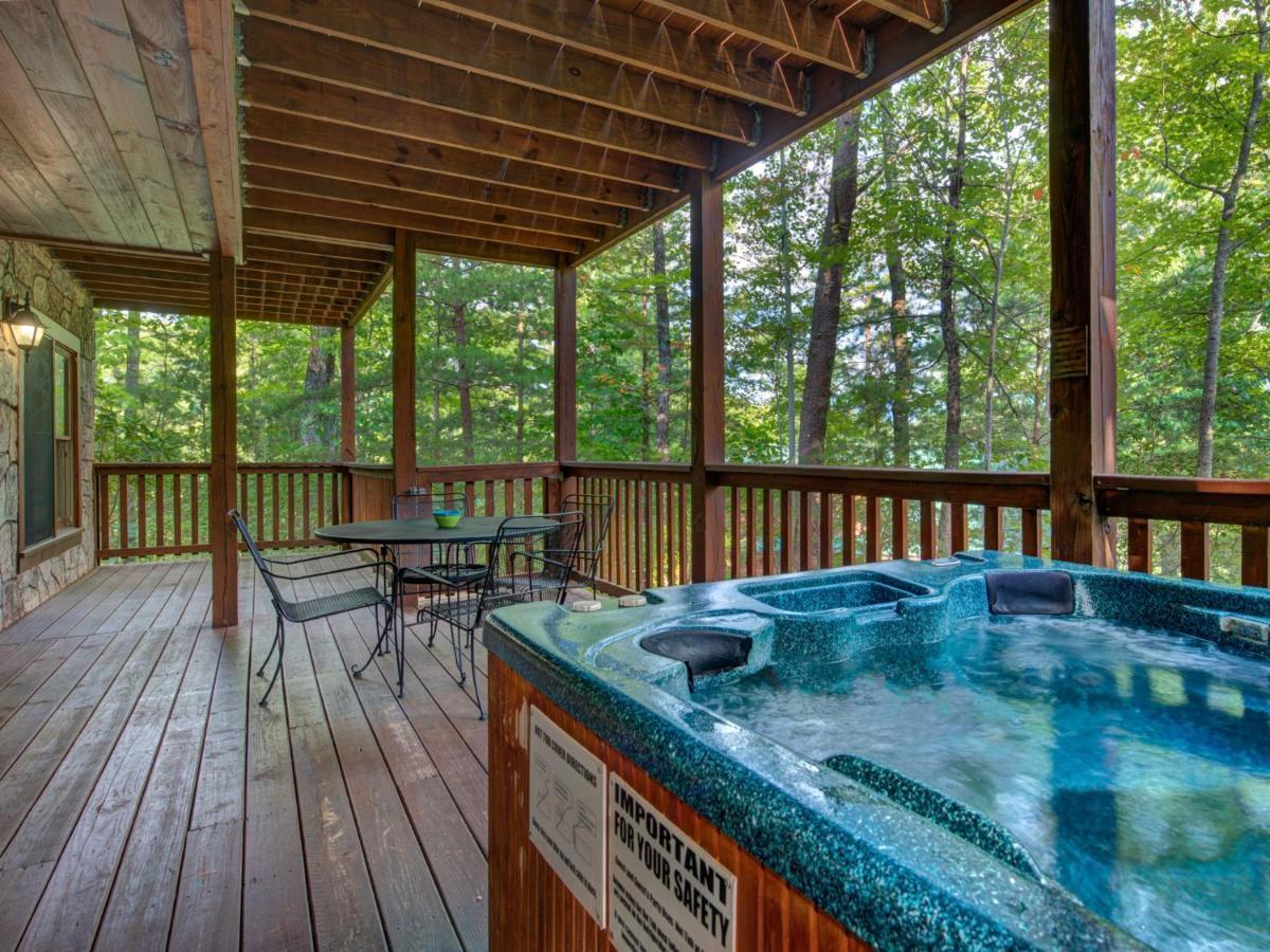 Above The Clouds, 4 Bedrooms, Pool Access, Private, Gaming, Sleeps 16 Гатлінбург Екстер'єр фото