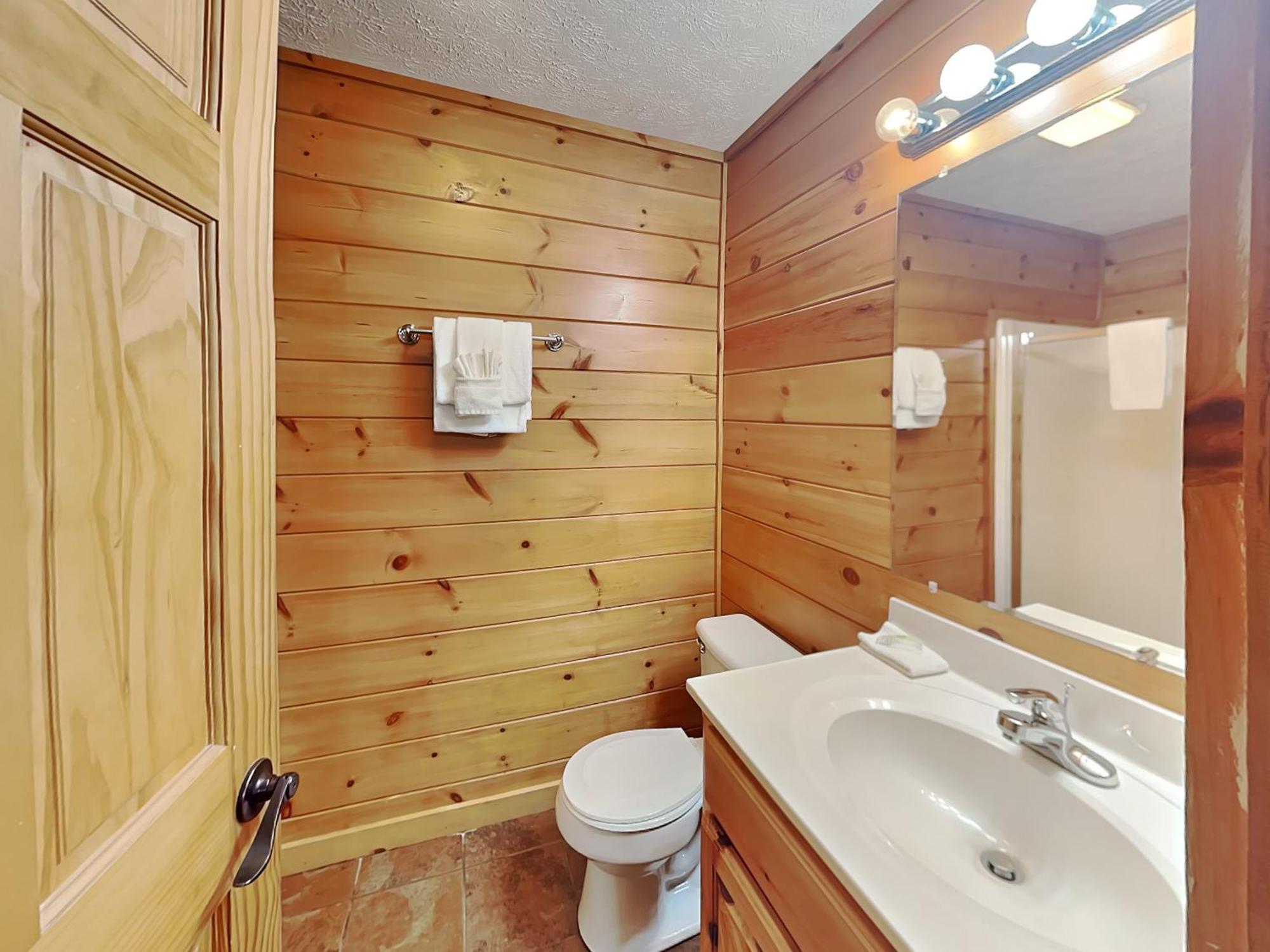 Above The Clouds, 4 Bedrooms, Pool Access, Private, Gaming, Sleeps 16 Гатлінбург Екстер'єр фото