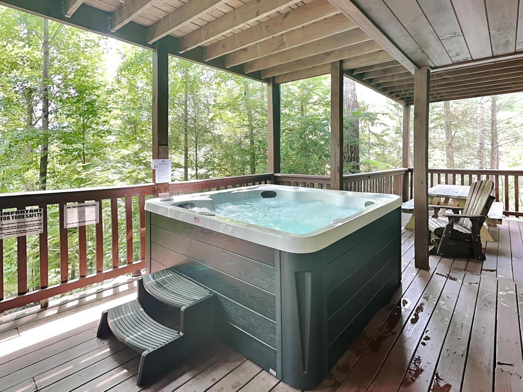 Above The Clouds, 4 Bedrooms, Pool Access, Private, Gaming, Sleeps 16 Гатлінбург Екстер'єр фото